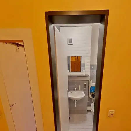 Rainer Mit Pool Und Sauna شقة *
